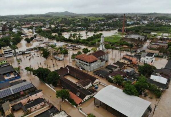 Alerj faz depósito da doação de R$ 5 milhões aos municípios de Conceição de Macabu e Carapeus