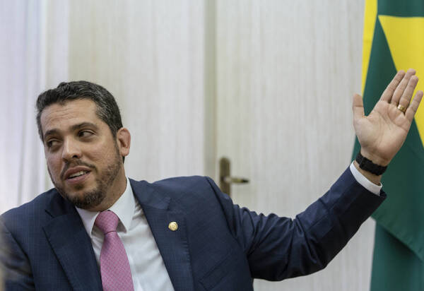 Bancos podem ser obrigados a ter segurança 24 horas em agências e caixas eletrônicos