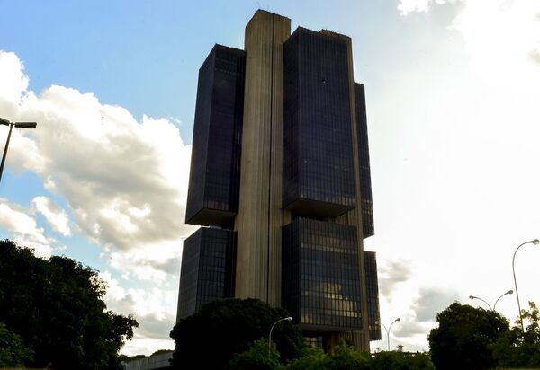 Mercado financeiro eleva projeção de crescimento para 2,19% em 2023