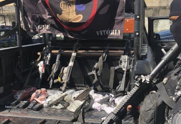 Disque-Denúncia leva à prisão 445 criminosos no Rio de Janeiro