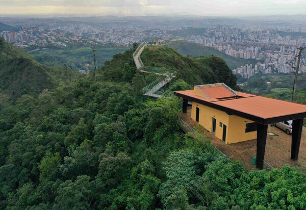 TRF mantém suspensa operação de mineradora na Serra do Curral, em MG