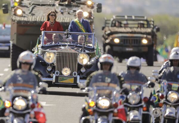 Desfile de 7 de Setembro emociona público em Brasília