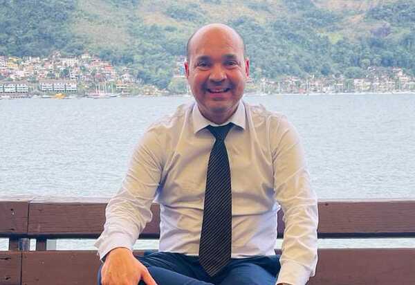 Charles Cardoso apresenta o programa 'Show de Bola' e vai transformar o Interporto em ( SAF) 