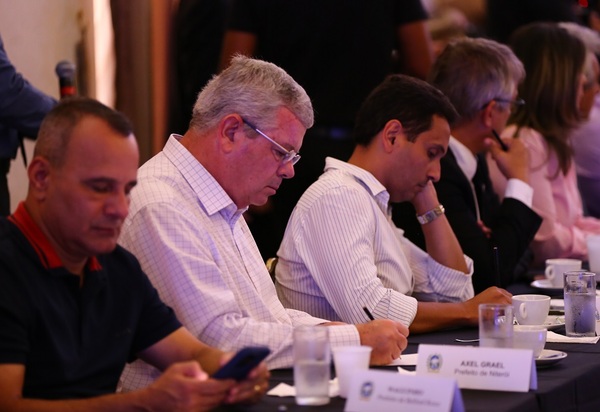 Niterói participa de reunião com ministros, governador e prefeitos sobre ações para recuperar municípios afetados pela chuva