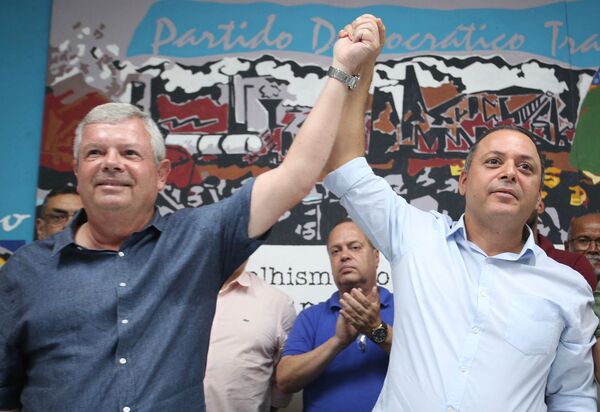 Axel Grael lança Rodrigo Neves como pré-candidato a prefeito de Niterói