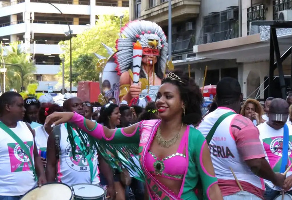 Levantamento prevê ocupação média de 87% nos hotéis no carnaval do Rio