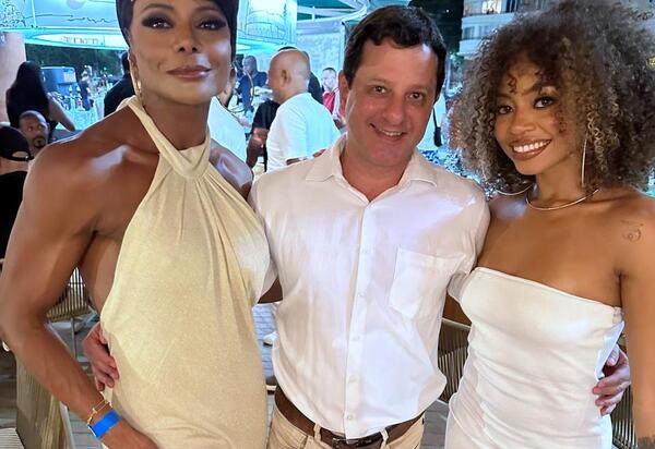 O Médico das celebridades, Dr. Claudio Ambrósio, foi a comemoração do aniversário de Lilly Nobre, filha de Adriana Bombom e Dudu Nobre no Rio
