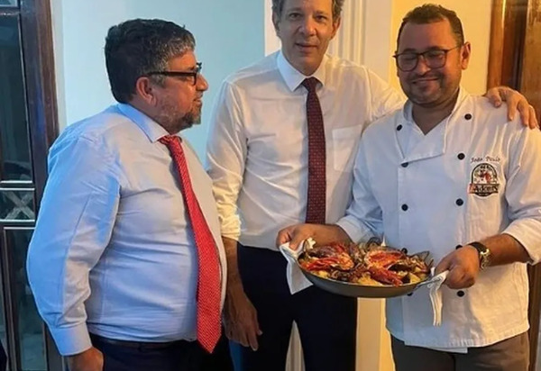 ‘Quaquarta’: vice-presidente do PT faz jantar em Brasília para receber políticos