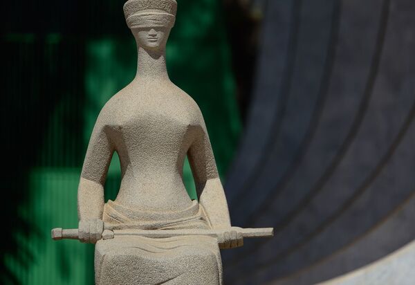 STF tem maioria de votos contra 'poder moderador' das Forças Armadas