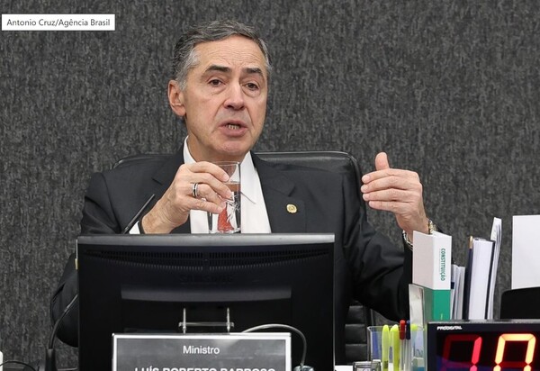 Barroso: toda empresa que opera no Brasil deve cumprir a Constituição