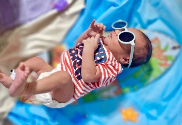 H Lagos realiza ensaio fotográfico com bebês em homenagem ao Mundial de Surf realizado em Saquarema