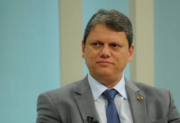 Tarcísio de Freitas planeja mudanças na previdência dos servidores paulistas