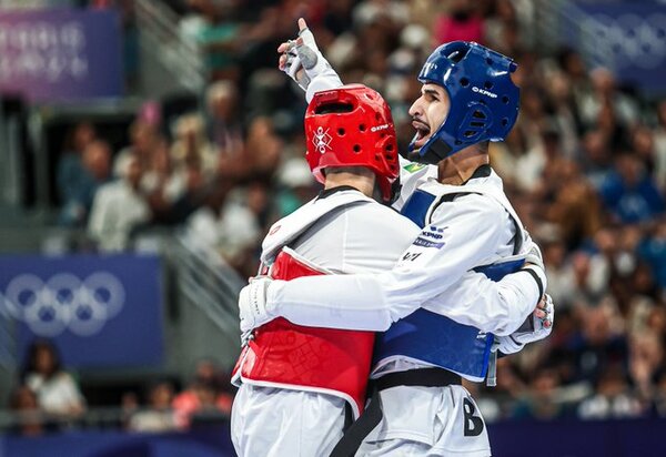 Netinho derrota espanhol no taewkondo e leva bronze em Paris