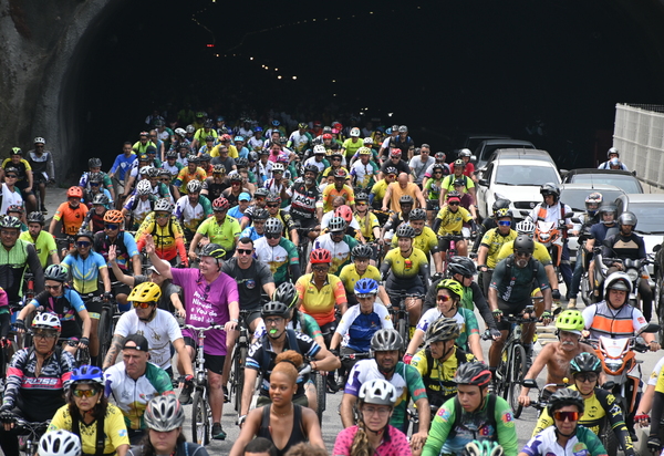 Dia Mundial Sem Carro atrai mais de 5 mil ciclistas em Niterói