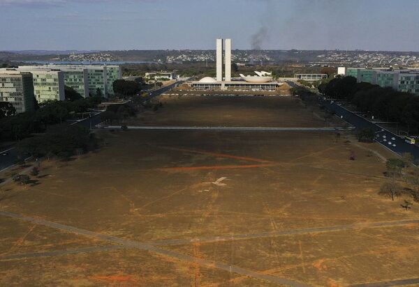 Conheça os prefeitos eleitos no 2º turno nas capitais do Brasil