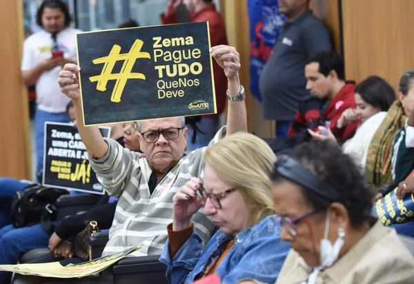 De olho nas eleições presidenciais, Zema faz acenos à extrema direita, mas especialistas apontam limites