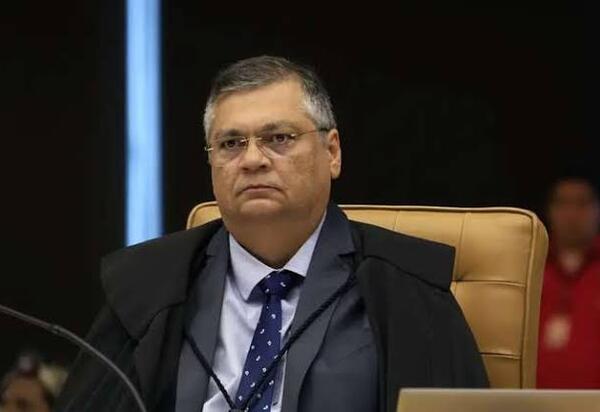 AGU recomenda suspensão de pagamentos de emendas de comissão após decisão de Flávio Dino no STF