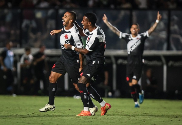 Com time misto, Vasco vence o Maricá e segue invicto no Carioca