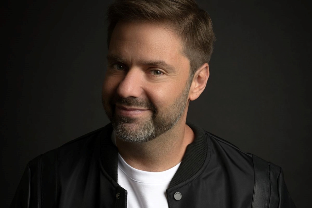 Humorista paulista traz o show 