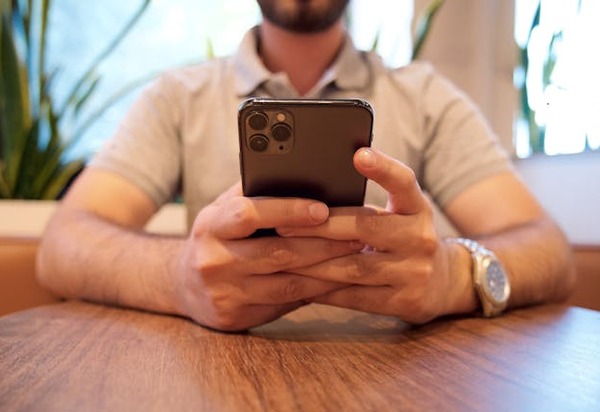 Impactos Tecnológicos: Vício em aplicativos e jogos