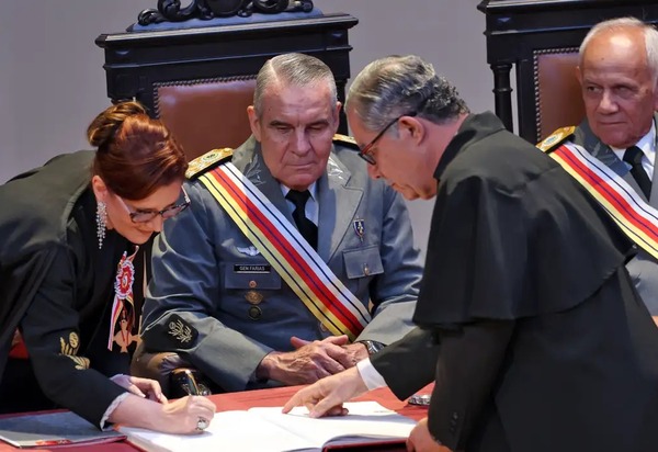 Presidente do STM diz que Bolsonaro pode ser julgado por crime militar