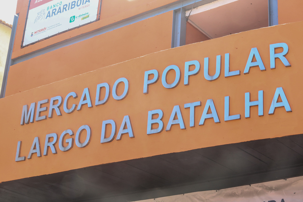 Prefeitura de Niterói reabre Mercado Popular do Largo da Batalha após reforma