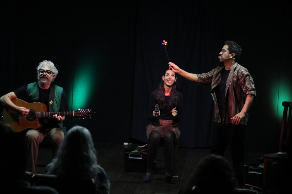 Sesc recebe turnê de lançamento do livro infantil Criando Asas com uma divertida contação de história 