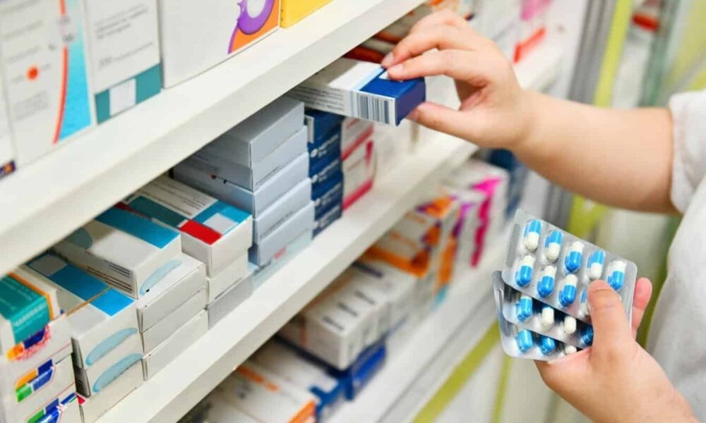 Justiça impede farmacêuticos de prescrever medicamentos