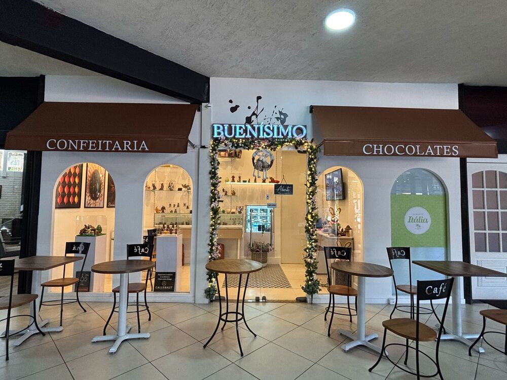 Páscoa chega com vitrines decoradas, aromas de chocolate e diversas opções para celebrar a data
