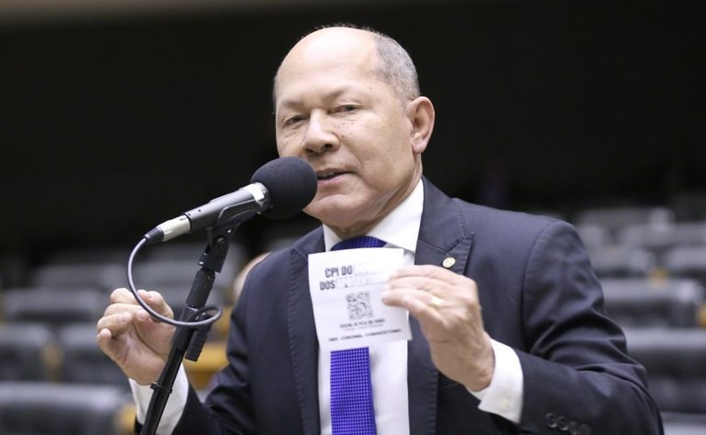 Oposição protocola pedido de CPI para investigar fraude bilionária do INSS