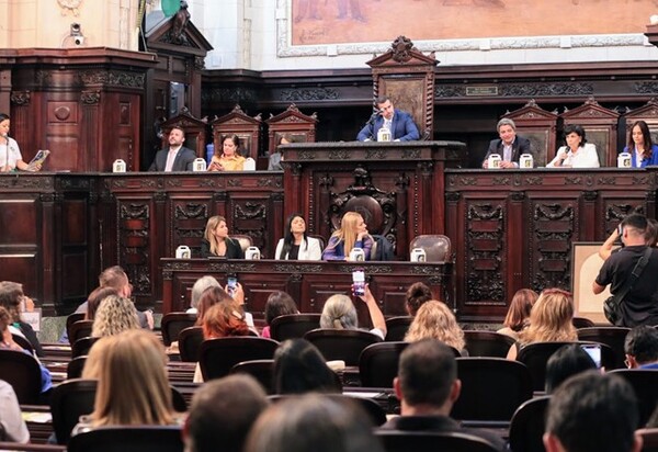 Palácio Tiradentes recebe lançamento do Instituto Mulheres de Direita com foco na capacitação política para combater sub-representação feminina na política brasileira