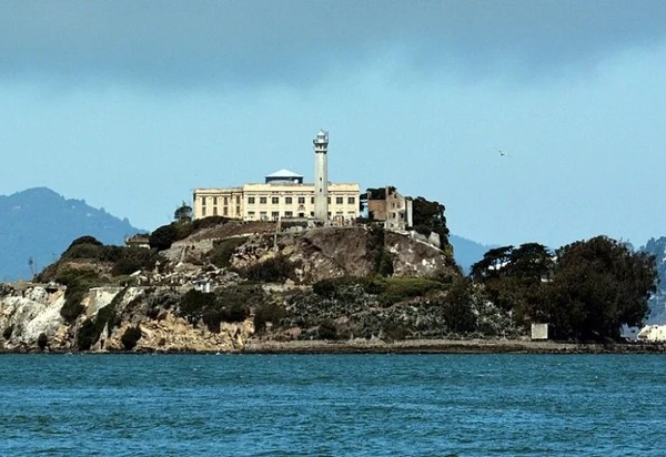 Trump decide reabrir prisão de Alcatraz, fechada há 62 anos
