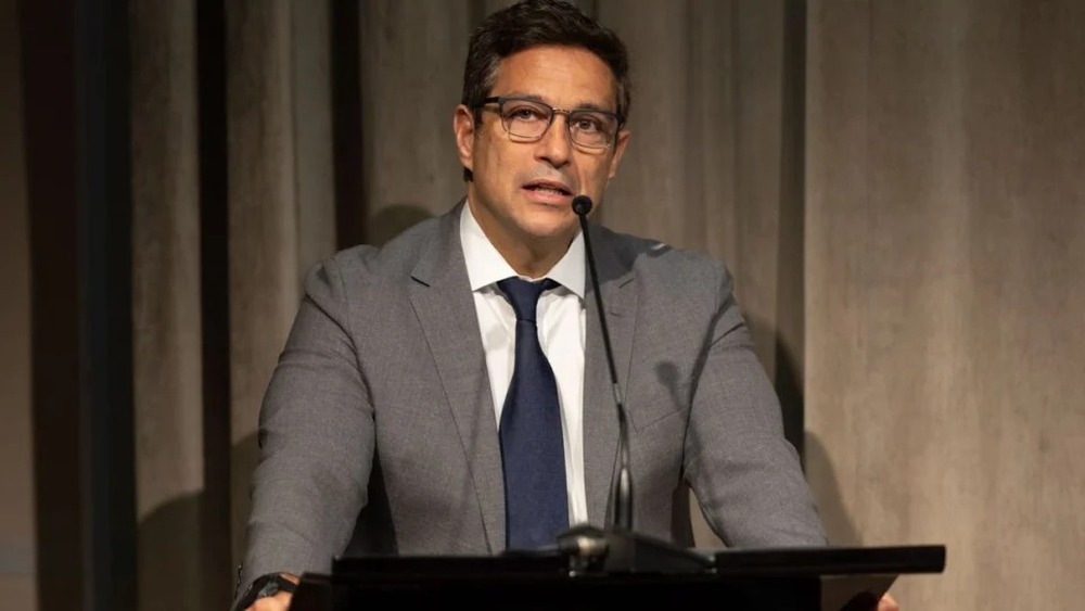 Ex-presidente do BC, Campos Neto assumirá cargo na cúpula do Nubank e é criticado nas redes