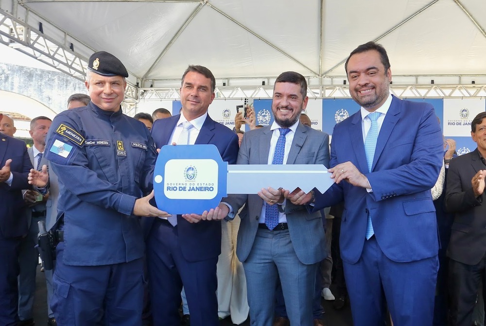 214 viaturas semiblindadas são entregues por Cláudio Castro à Polícia Militar 