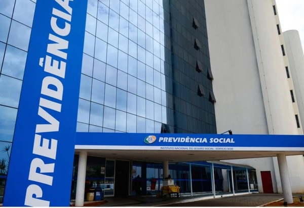 Explosão de entidades no governo Bolsonaro alimentou esquema de descontos indevidos no INSS