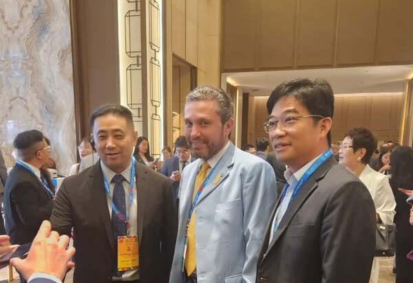 Deputado Fausto Pinato celebra retorno das relações diplomáticas com a China, maior parceiro comercial do Brasil