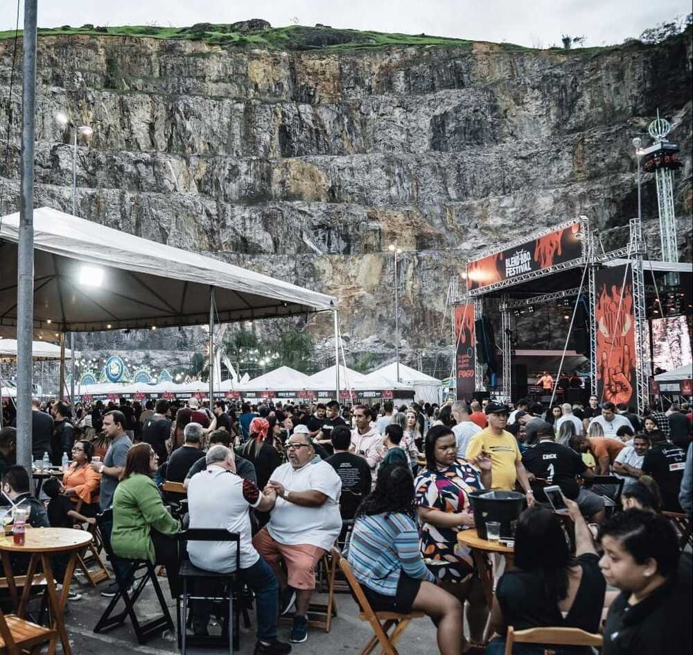 Shopping Nova Iguaçu recebe a 5ª edição do Blend BBQ Festival com churrasco, música e diversão para toda a família 