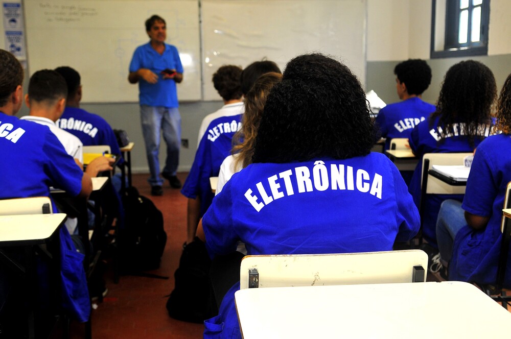 Faetec abre mais de 4 mil vagas para cursos técnicos, especializações e graduação