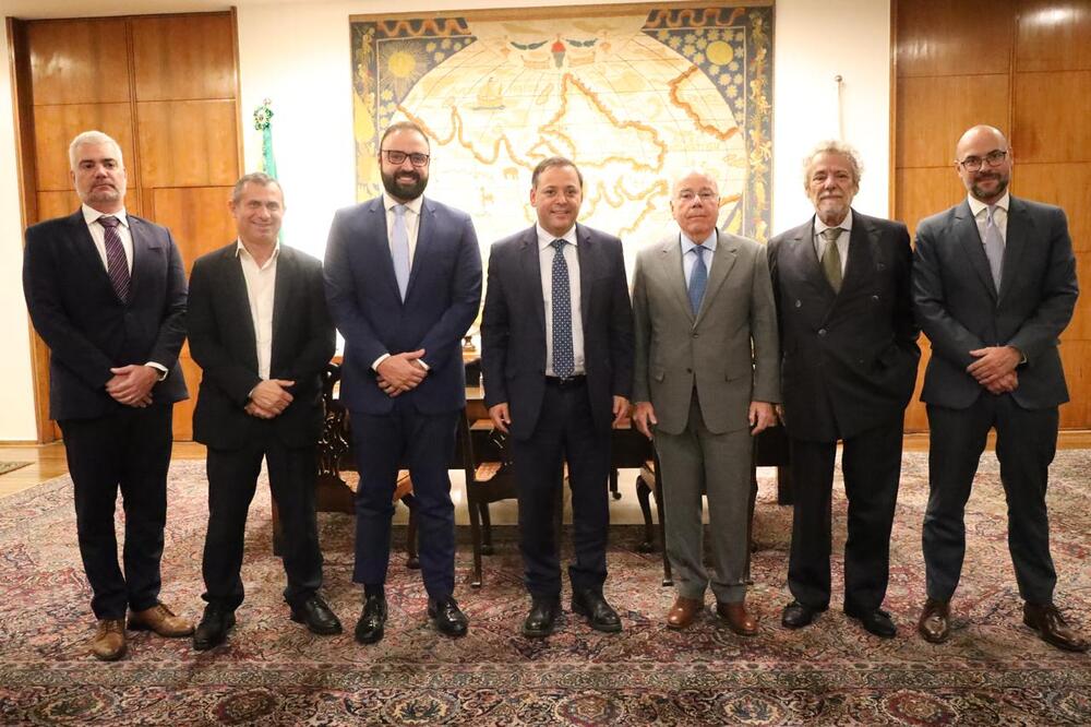 Prefeito Rodrigo Neves se encontra com ministro das Relações Exteriores e recebe apoio à candidatura Rio-Niterói para sediar o Pan 2031