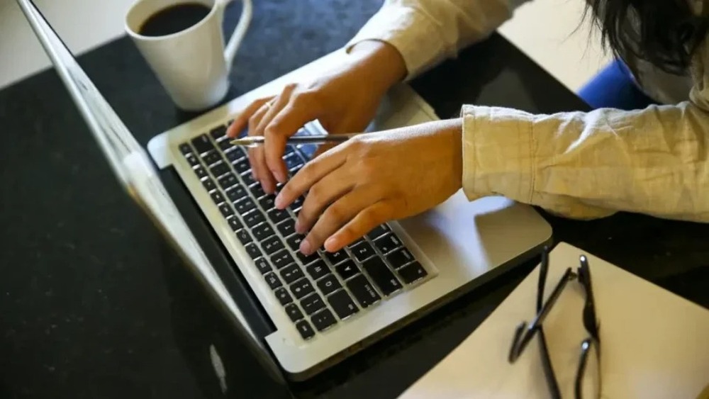 MCTI vai abrir 10 mil vagas para programa de formação de programadores