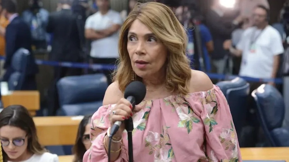 Após dizer ser ‘branca e rica’, vereadora associou pessoa negra a ‘sapatos baratos’