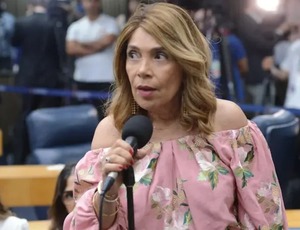 Após dizer ser ‘branca e rica’, vereadora associou pessoa negra a ‘sapatos baratos’