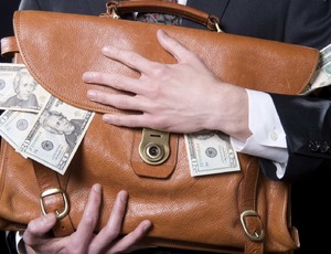 Dinheiro público em xeque: Quaquá repassa  R$ 7,8 milhões a instituto investigado pelo Gaeco