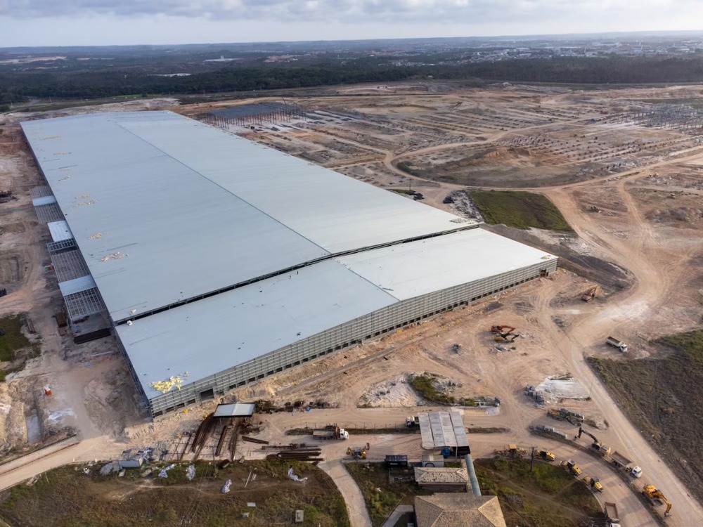 BYD anuncia inauguração de fábrica na Bahia e amplia presença no mercado brasileiro de veículos elétricos