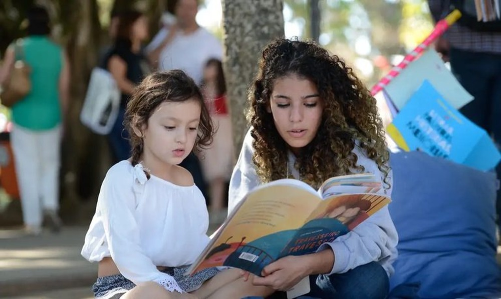 Ministérios da Educação e da Cultura lançam prêmio de incentivo à leitura e à escrita