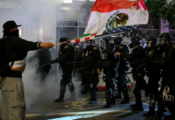 Trump envia fuzileiros e mais Guarda Nacional a Los Angeles para conter protestos