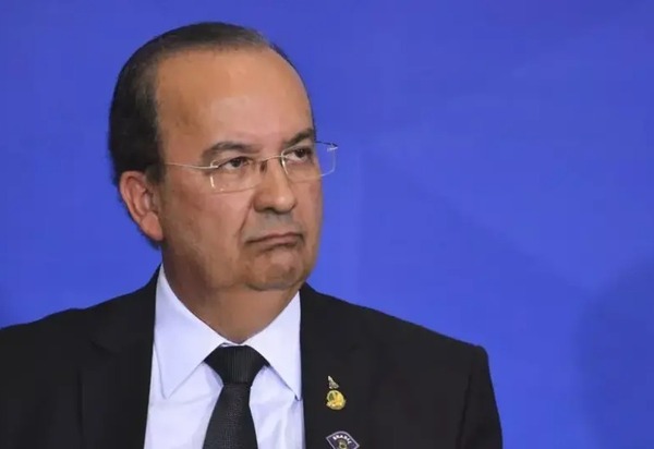 TCE aponta indícios de fraude em programas estudantis do governo de SC