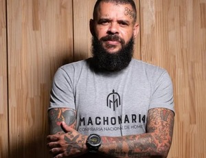 Pastor que pediu para Deus ‘arrebentar a mandíbula’ de Lula é acusado de desvio de R$ 500 mil