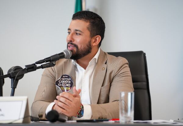 Deputado Estadual Yuri Moura convoca audiência pública para discutir soluções definitivas para moradores do Ingá, na Posse, afetados por desplacamentos de rochas