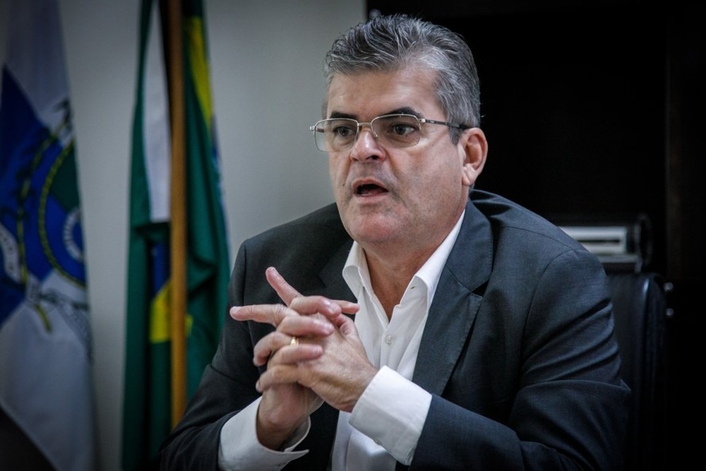 Washington Reis vira saco de pancadas na Assembleia Legislativa